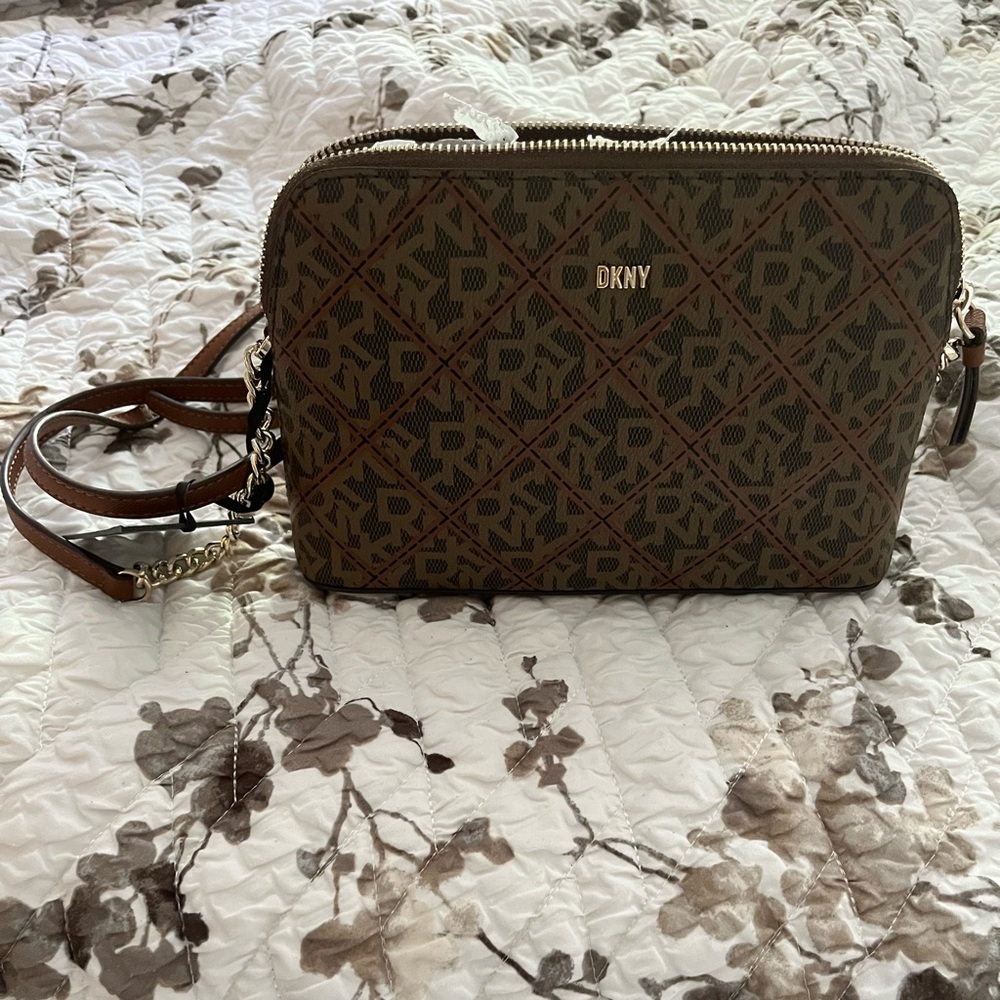 DKNY PURSE